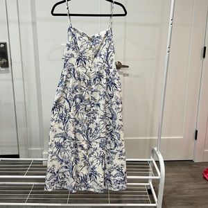 White hm dress with blue print